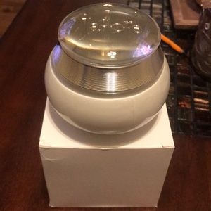 Jadore body cream tester